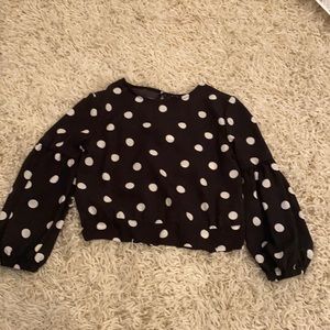 Black and White Poka Dot top!
